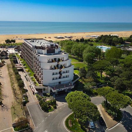 ซาวอย บีช โฮเต็ล แอนด เทอร์มอล สปา Hotel บิบิโอเน ภายนอก รูปภาพ Aerial view of the hotel