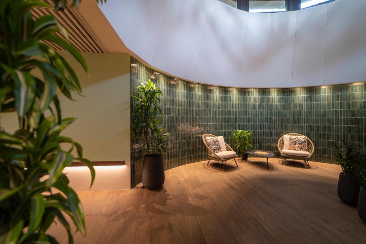 ซาวอย บีช โฮเต็ล แอนด เทอร์มอล สปา Hotel บิบิโอเน ภายนอก รูปภาพ The interior of the lounge