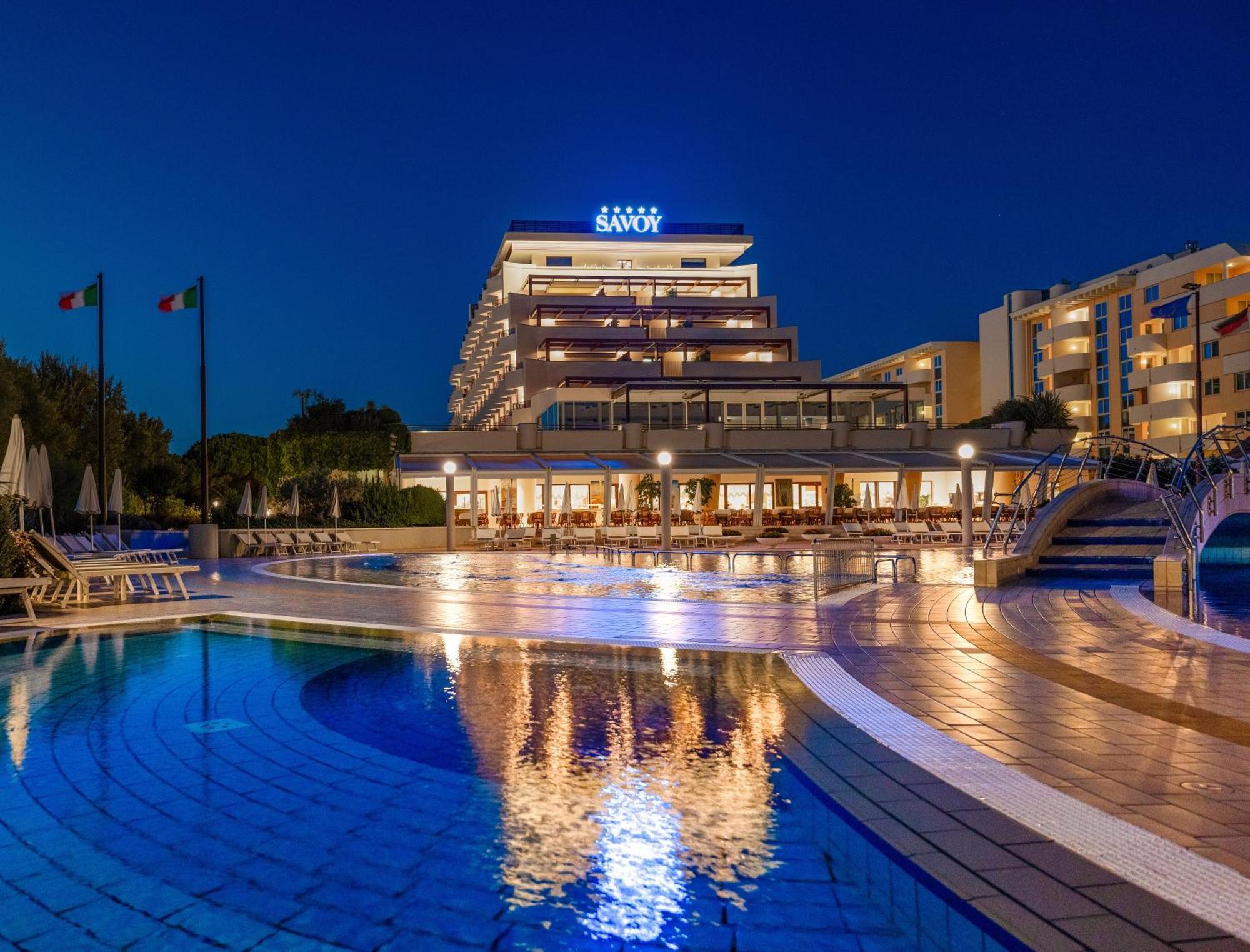 ซาวอย บีช โฮเต็ล แอนด เทอร์มอล สปา Hotel บิบิโอเน ภายนอก รูปภาพ